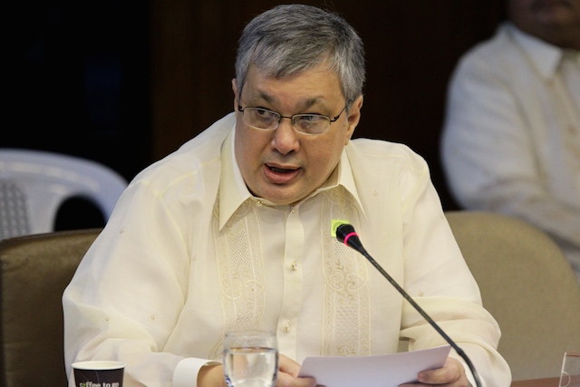 ‘TRAPPED’ BIDDER. Marcial Lichuaco Jr testifies at the Senate blue ribbon sub-committee hearing on the alleged overpriced Makati ‘carpark’ building on September 11, 2014. Photo by Mark Cristino/Rappler