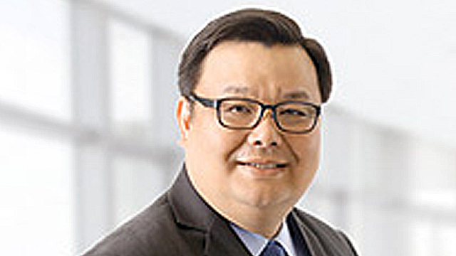 NEW LEADER. Jose Vicente Alde, who has been with PSBank since 2007, is now the top executive at the bank. Photo from PSBank's website 