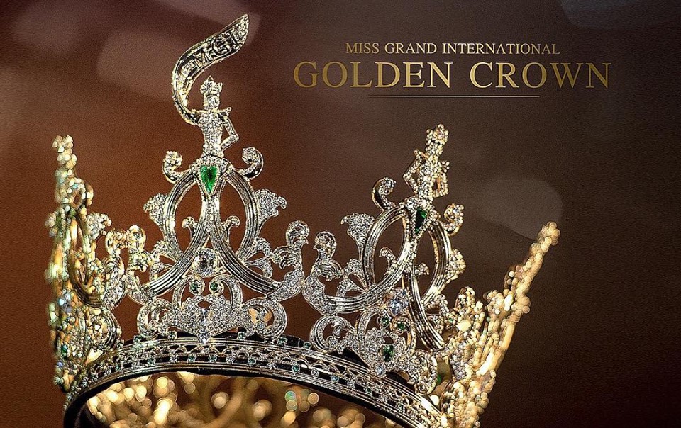 Mahkota yang digunakan mulai Miss Grand International 2016. Foto dari Wikicommons. 