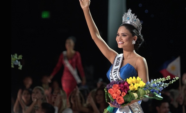 MISS UNIVERSE 2015. Miss Filipina dinobatkan sebagai Miss Universe 2015. Foto dari Twitter/@missuniverse
