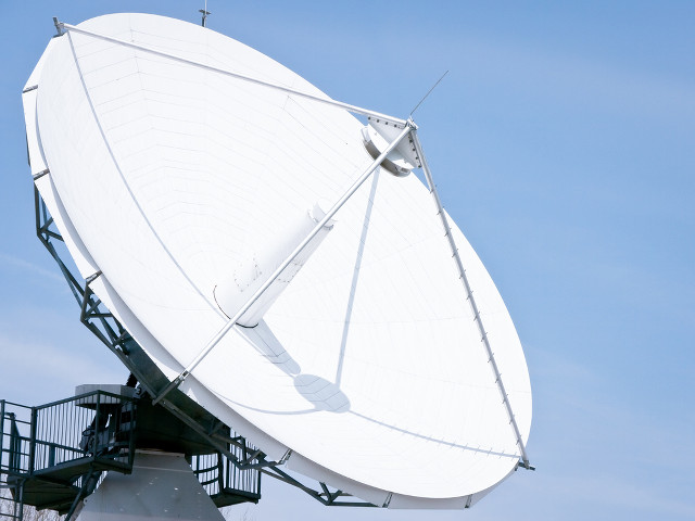 RECEIVING DATA. The ground receiving station to be established in Subic is likely to have a satellite receiving dish similar to this one