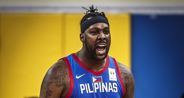 TAKING CHARGE. Andray Blatche takes over in his return to Gilas Pilipinas. Photo from FIBA  