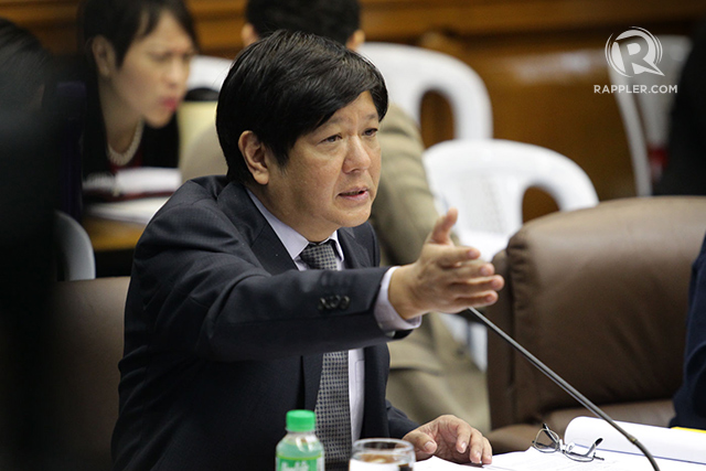 DEGREES. Senator Ferdinand Marcos Jr asks questions during the Senate hearing on the Mamasapano clash. 