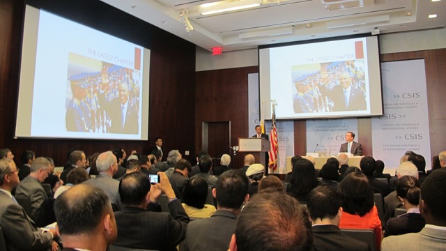 POLICY SPEECH. Vice President Jejomar Binay keynotes the Banyan Tree Leadership Forum at the Center for Strategic and International Studies in Washington, DC on Thursday. Philippine Embassy Photo by Elmer G. Cato