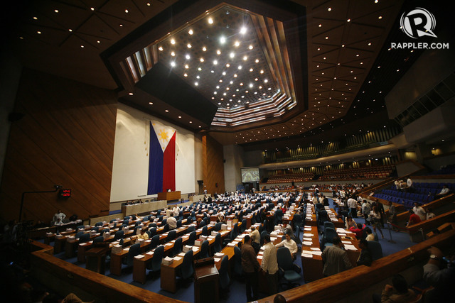 HISTORIC. Lawmakers at the House of Representatives share what they think about the historic ruling on the West Philippine Sea. File photo by Ben Nabong/Rappler   