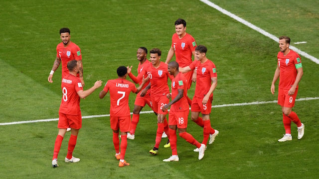 GOL KEDUA. Dele Alli dari Inggris merayakan gol kedua timnya saat berhadapan dengan Swedia. Foto dari FIFA.com 