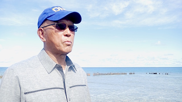 IT IS OURS. File photo of Defense Secretary Delfin Lorenzana visiting Pag-Asa Island in March 2017. Rappler photo 