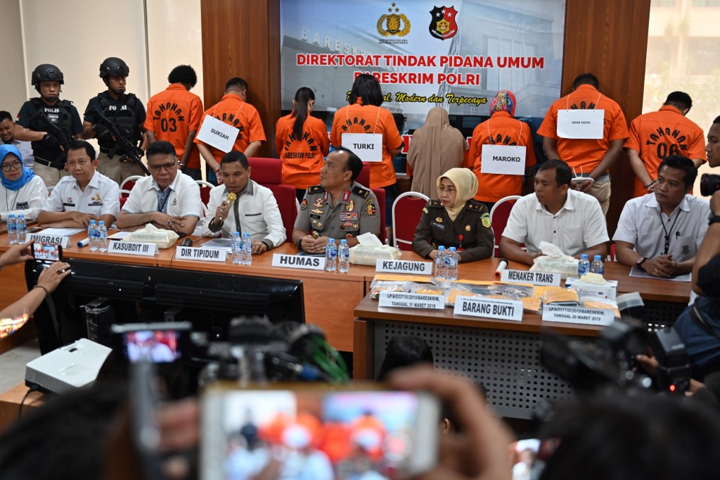 Indonesian Police Arrests 7 In 'record' Human Trafficking Bust