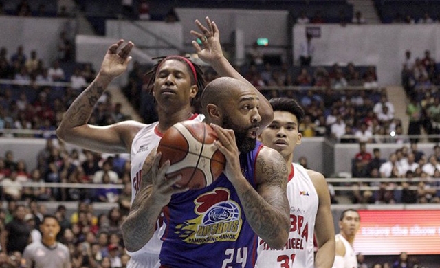 NEAR PROMISED LAND. Romeo Travis helps Magnolia reach the Governors' Cup finals for the first time since 2014. Photo from PBA Images  