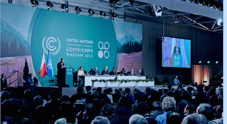 COP 19. Sekretaris Jendral PBB Ban Ki Moon berpidato di depan delegasi delegates dalam the 19th Conference of Parties di Warsawa, Polandia tahun 2013. UN Photo/Evan Schneider 