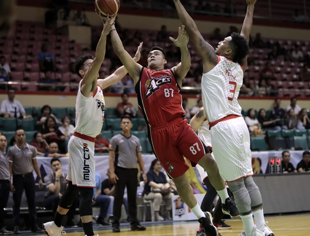 CONSISTENT FORCE. Vic Manuel scores at least 20 points in the last 10 games. Photo from PBA Images  