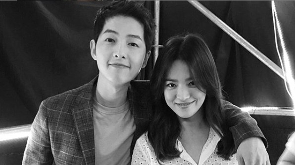 SONG-SONG. The two actors married in 2017 following the wildly popular 'Descendants of the Sun.' Photo from Song Kye-kyo's Instagram 