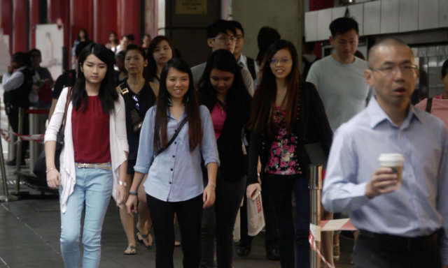 DISCIPLINED PEOPLE. Singaporeans describe themselves as a 'disciplined, restrained lot.' Photo by Adrian Portugal/Rappler 