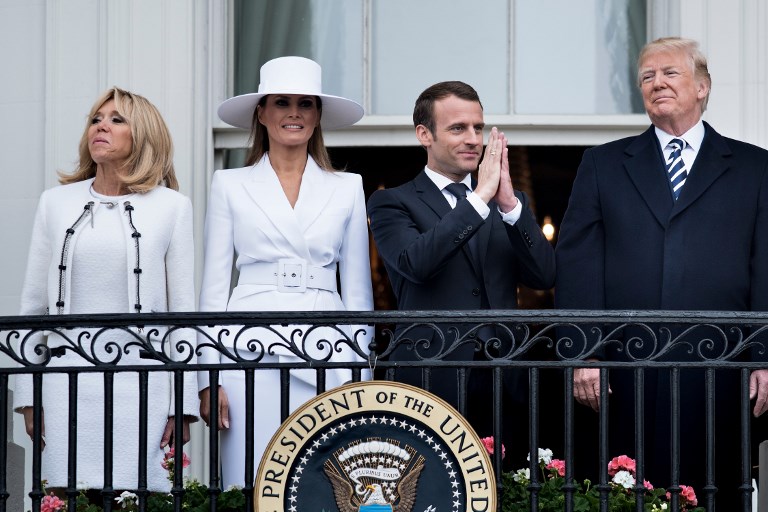 WELCOME. Brigitte Macron (left), US First Lady Melania Trump, French President Emmanuel Macron, and US President Donald Trump stand on the Truman Balcony during a state welcome ceremony on the South Lawn of the White House on April 24, 2018 in Washington, DC. Photo by Brendan Smialowski / AFP 