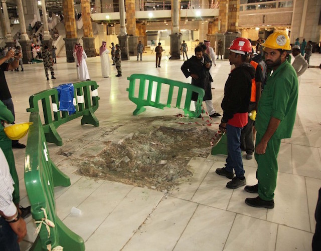 DEATH TOLL UP. 10 Indonesians are dead after the Mecca tragedy. Photo by AFP