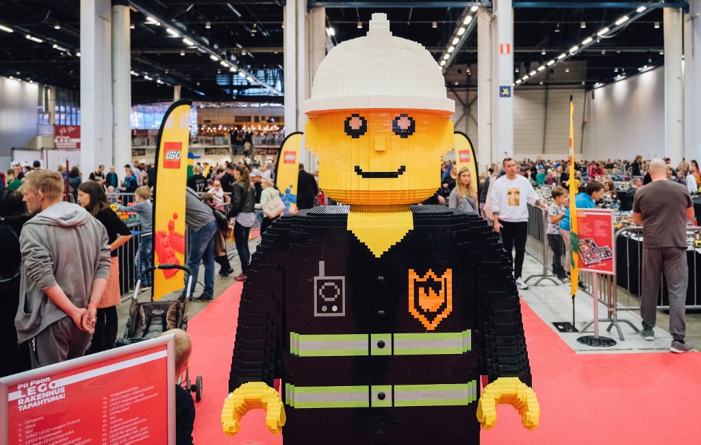 LEGO. A human sized Lego figure is on display at the Lego building event in Helsinki, on September 28, 2019. Photo by 
Alessandro Rampazzo/AFP 