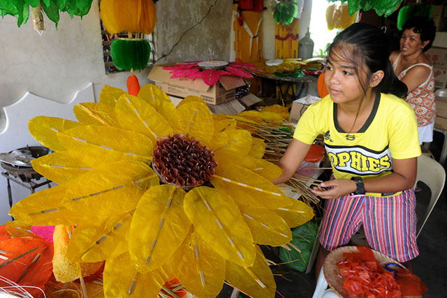 KIPING. Colorful flowers made from rice wafers used to decorate houses every Pahiyas.