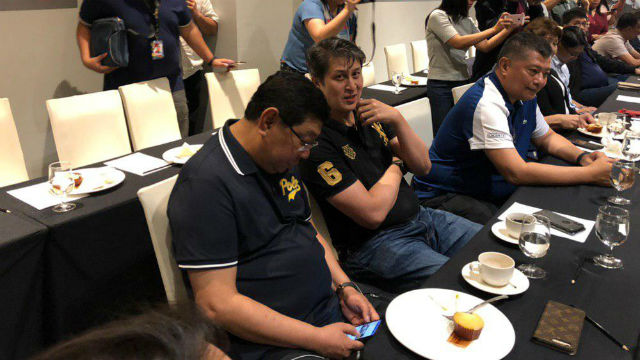 MAJORITY AGAIN? Liberal Party stalwarts Edgar Erice and Jose Christopher Belmonte attend the multi-party caucus led by speakership bet Martin Romualdez on June 26, 2019. Photo by Mara Cepeda/Rappler 