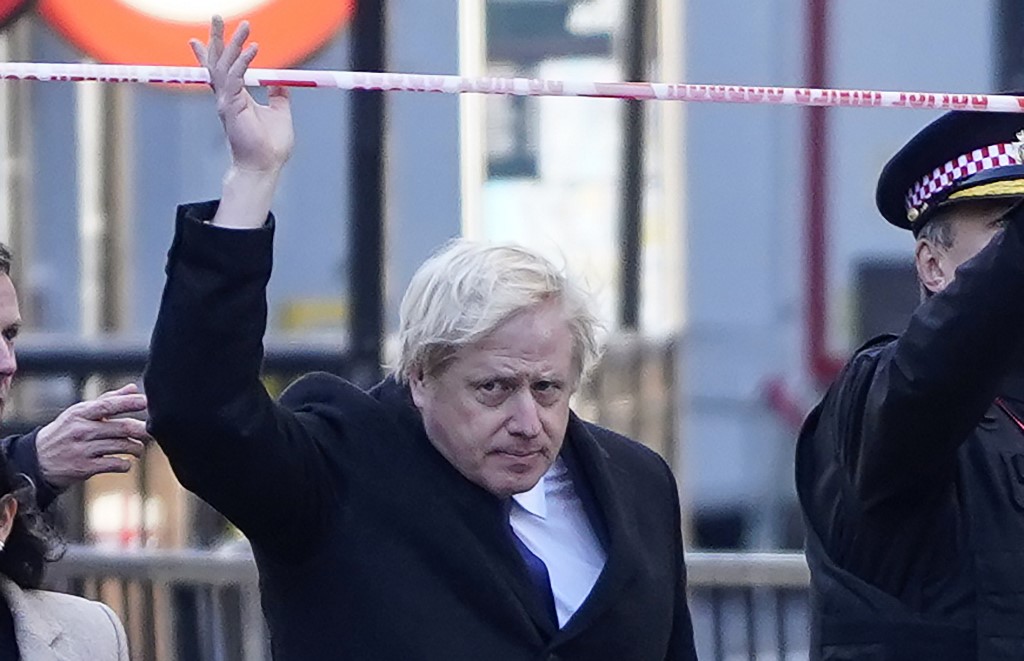 ATTACK. Britain's Prime Minister Boris Johnson arrives at the scene of a stabbing on London Bridge in the City of London, on November 30, 2019. Photo by Niklas Halle'n/AFP 