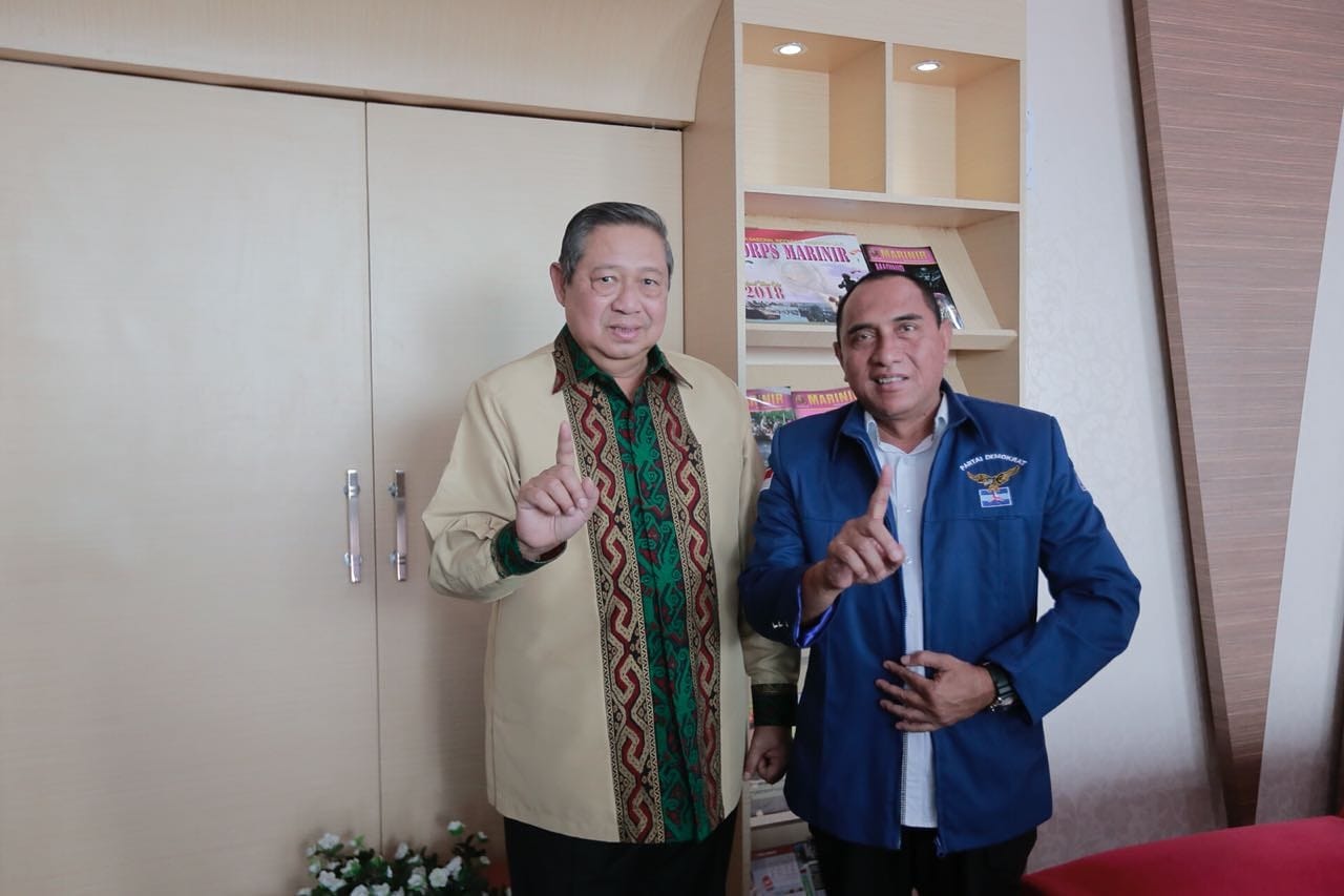 Edy Rahmayadi bersama Ketua Umum Partai Demokrat sekaligus mantan Presiden RI Susilo Bambang Yudhoyono. Foto dari Facebook/edyrahmayadisumut 