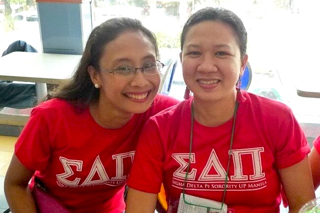 GONE TOO SOON. Madonna Joy Tanyag (right) with a Sigma Delta Pi sorority sister. Photo grabbed from Angie Esposo's Facebook page with permission 