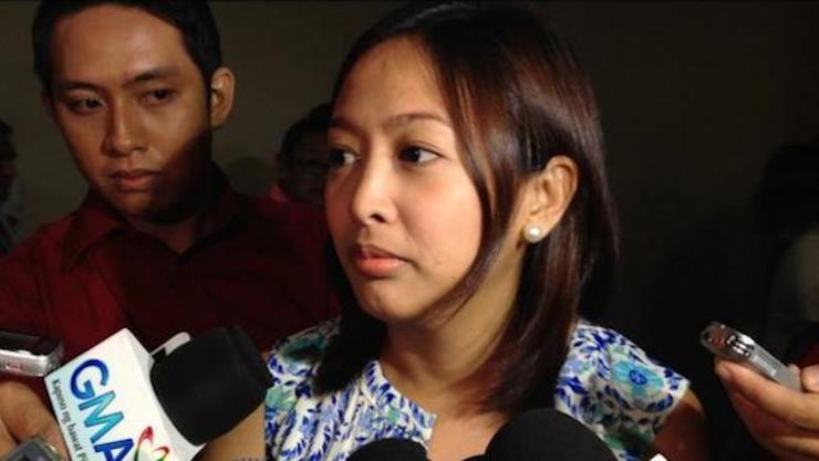 READY FOR 'CONFRONTATION'? Makati Representative Abigail Binay fields questions from reporters at the Senate on August 26, 2014. Photo by Ayee Macaraig/Rappler