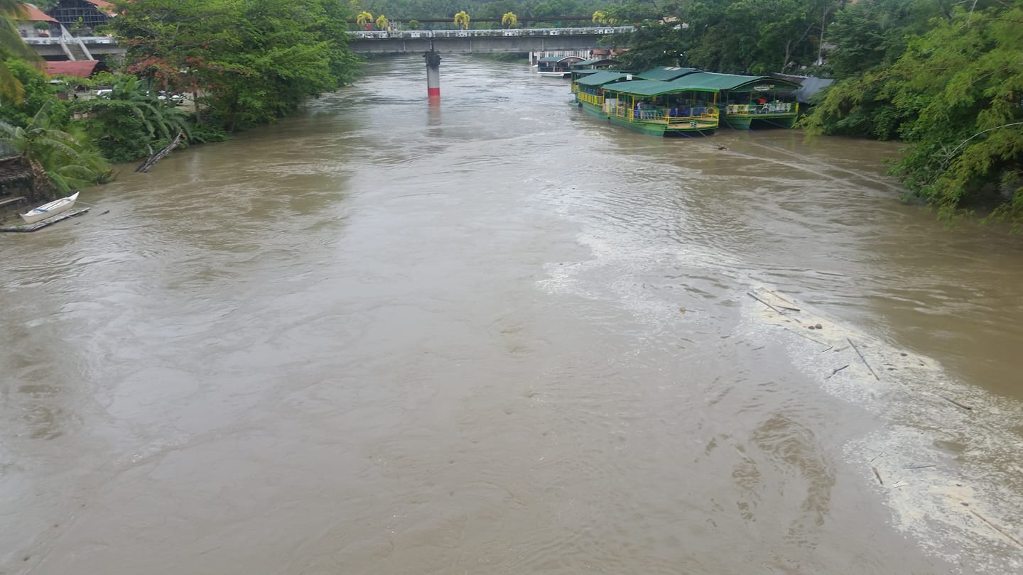 RISING WATERS. Heavy downpour since New Year midnight has triggered the rise of water level at the world-famous Loboc River. Photo from Bohol Governor Edgar Chatto's Facebook page 