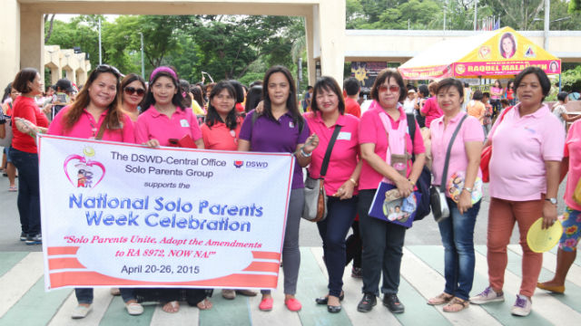 TOGETHER. Single mothers attend the culminating activity of the National Solo Parents Week Celebration in Quezon City. Photo from Carina Javier   