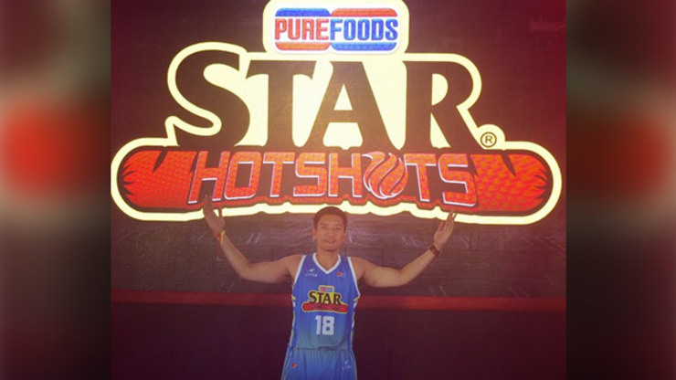 PUREFOODS ORIGINAL. James Yap poses in front of the team's new logo. Photo from Yap's Instagram