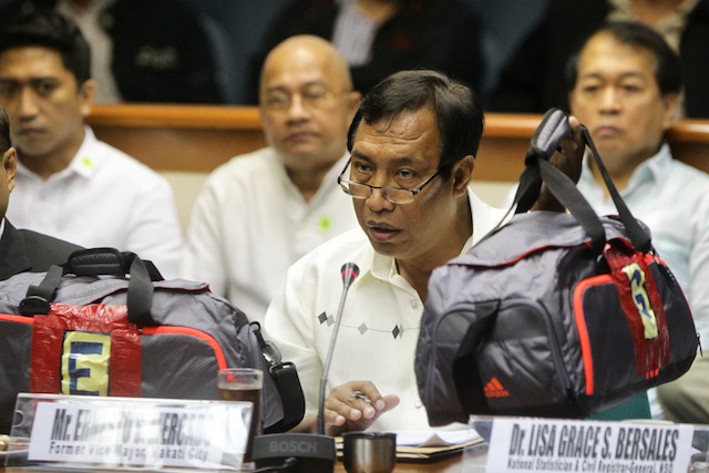 FORMER ALLY. Former Vice Mayor Ernesto Mercado testifies at the Senate hearing on the alleged overpriced building on September 11, 2014. Photo by Mark Cristino/Rappler 