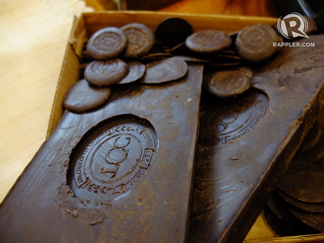 100% CACAO. Ralfe Gourmet chocolates are a product of a sikwate-making expertise handed down generation after generation 