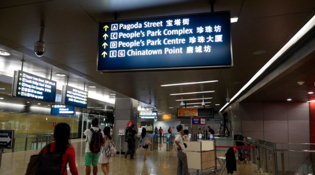 EFFICIENT MRT. Singapore's public transportation is among the efficient services in the city-state. Photo by Adrian Portugal/Rappler 