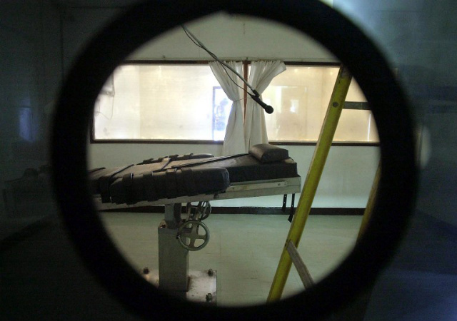 REVIVAL? The death penalty was abolished in the Philippines in 2006. File photo by Joel Nito/AFP 