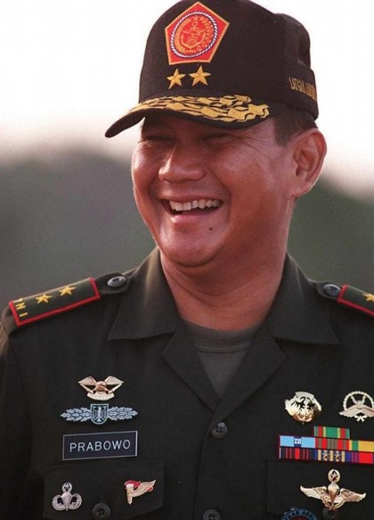 POWER PATH. File photograph dated 14 September 1996 showing Indonesian Major General Prabowo Subianto, while head of the elite Kopassus unit, during a military exercise in the Natuna islands. File AFP photo 
