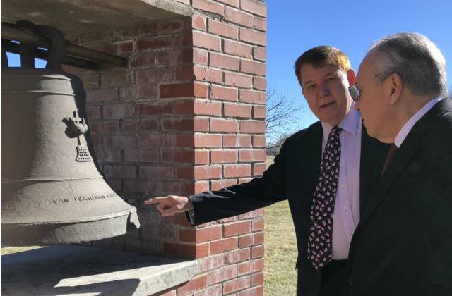 BALANGIGA BELLS. Philippine Ambassador to the US Jose Manuel 'Babe' Romualdez (right) is shown one of the 3 bells of Balangiga being kept in Wyoming. Photo courtesy of Gunther Sales/Philippine embassy in Washington DC 
