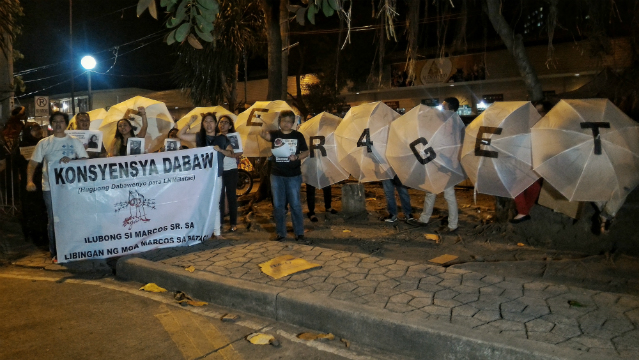 Davao residents protest the Supreme Court decision allowing the burial of Ferdinand Marcos at the Libingan ng mga Bayani on November 8, 2016. Photo by Manman Dejeto/Rappler 