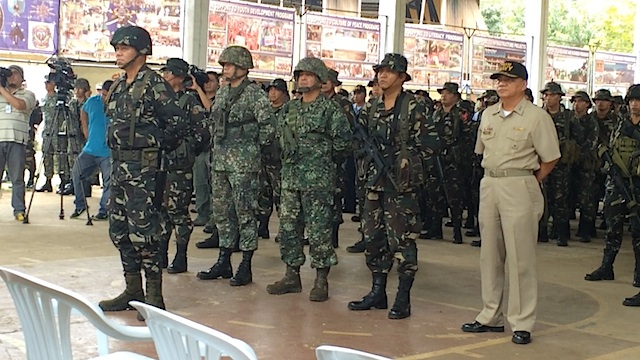 ABU SAYYAF HUNT. Sulu island commander Colonel Alan Arrojado and his men in Sulu. Rappler file photo