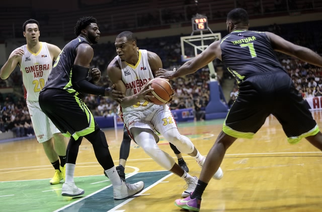 STAT-STUFFER. Justin Brownlee fills up the stats sheet yet again for Barangay Ginebra. Photo from PBA Images  