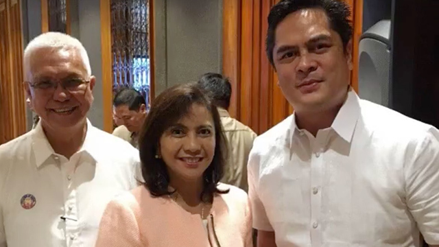 NEW MEMBER. Vice President Leni Robredo with Communications Secretary Martin Andanar and Cabinet Secretary Leoncio Evasco Jr as she attends her first Cabinet meeting. Photo from PCOO