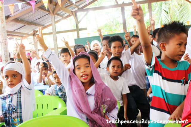 FUN AND LEARNING. The children at Haji Salik Elementary School learning the Go Peace Clap. All photos from TPBPM  