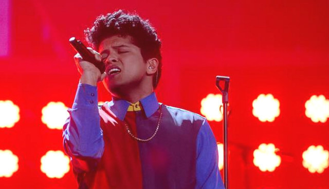 DELAPAN NOMINASI. Penyanyi Bruno Mars mendapatkan nominasi terbanyak di ajang 'American Music Awards' tahun ini. Foto dari akun Instagram @brunomars 