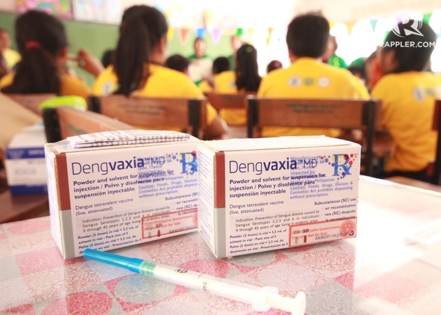 DENGVAXIA. The world's first anti-dengue vaccine is administered to Filipino grade-schoolers under the government's school-based dengue immunization program. File photo by Joel Liporada/Rappler 