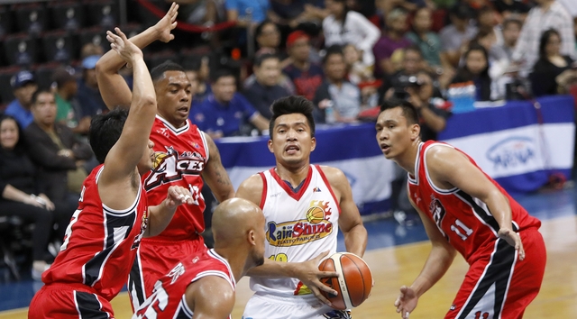 ALMOST PERFECT. James Yap and the Elasto Painters clinch their fourth win in 5 games. Photo from PBA Images 