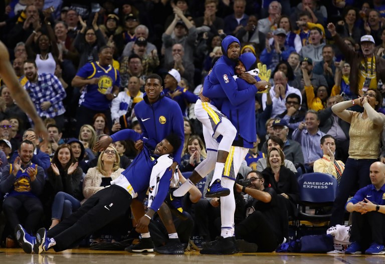 HOT STREAK. The Warriors' deep bench has come up big with star point guard Stephen Curry out with a nagging ankle injury. Photo by Ezra Shaw/Getty Images/AFP 