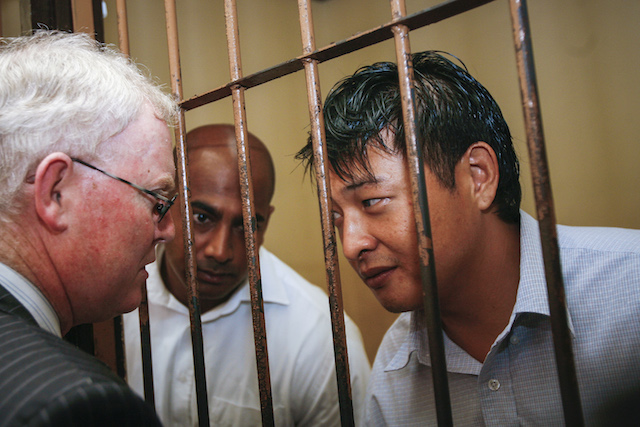 Duo terpidana mati narkoba asal Australia, Andrew Chan (kanan) dan Myuran Sukumaran (kiri). Foto oleh EPA