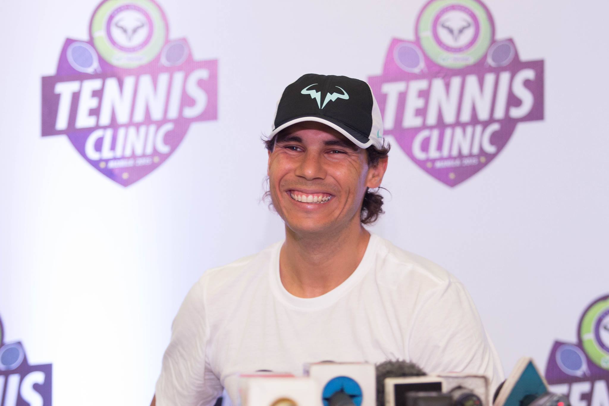 NADAL IN MANILA. Rafa Nadal is all smiles despite arriving in the Philippines late the night before. Photo by Ena Terol/Rappler  