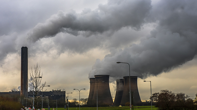 POLLUTION. File photo of smokestacks in the UK. AFP Photo 