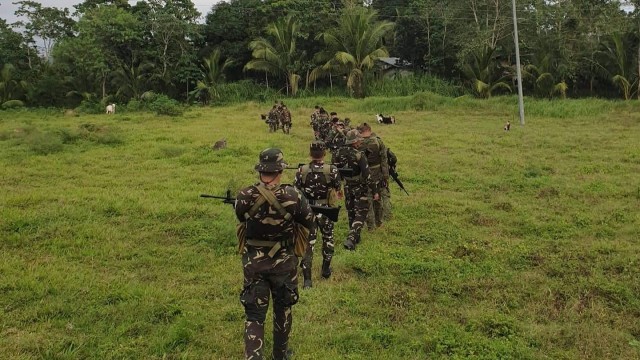 BOHOL CLASHES. Members of the 47th Infantry Battalion in Bohol conduct operations in Bilar town. Photof courtesy of 47-IB 