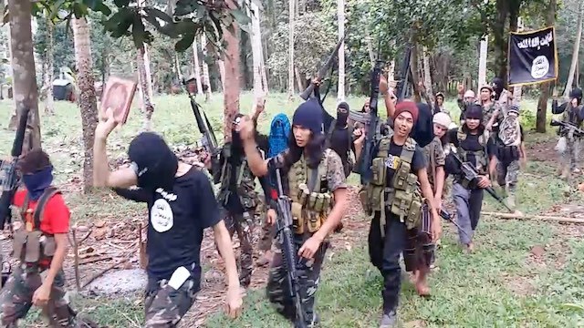 ISIS SUPPORTERS. ISIS-inspired Philippine militants show their support for the group.   