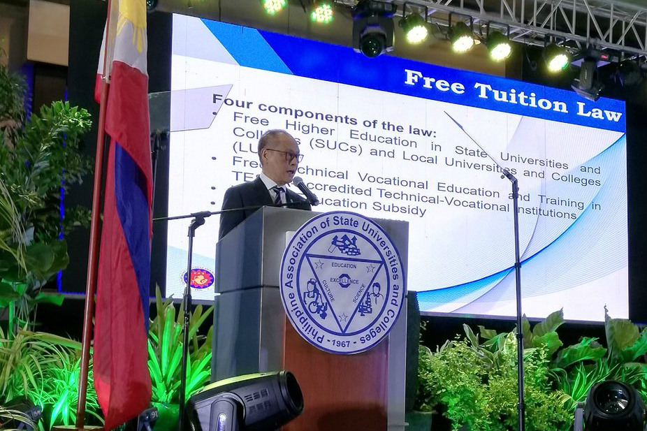 HIGHER BUDGET. Budget Secretary Benjamin Diokno speaks at the midterm convention of the Philippine Association of State Universities and Colleges about seeking a higher budget for the free tuition law next year. Photo from the DBM  